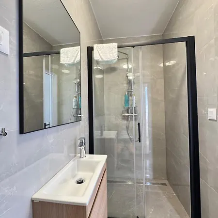 Flowers Pula, Center Lägenhet *