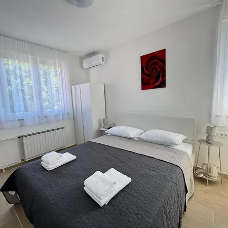 Apartament Flowers Pula, Center