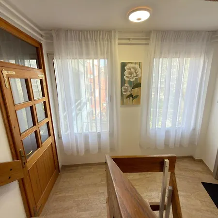 Апартаменты Flowers Pula, Center *