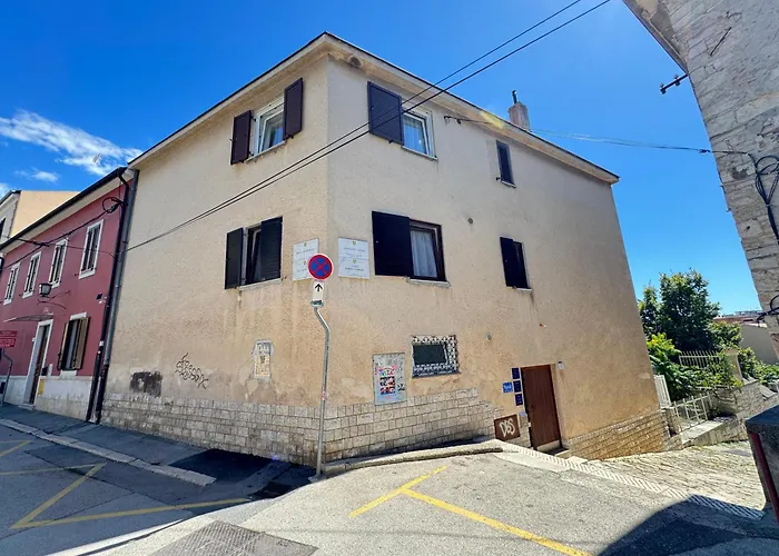 Apartament Flowers Pula, Center *