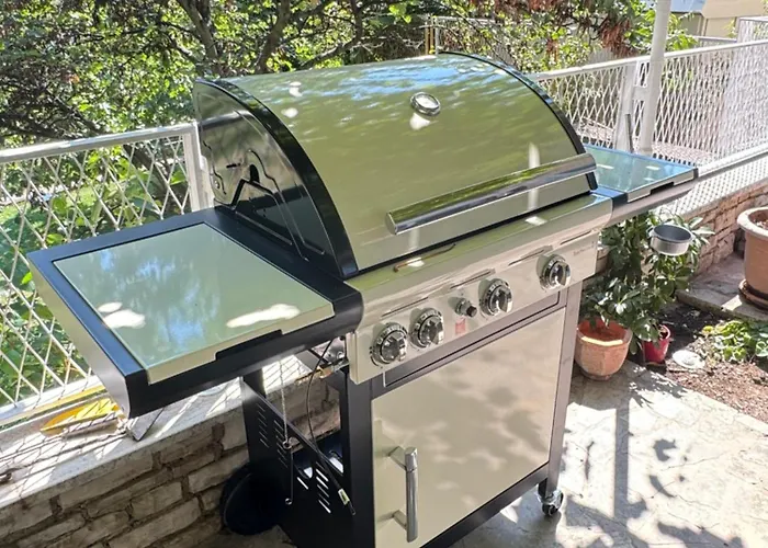 Flowers Pula, Center * Pula