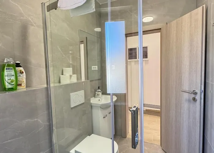 Flowers Pula, Center Apartament Pula