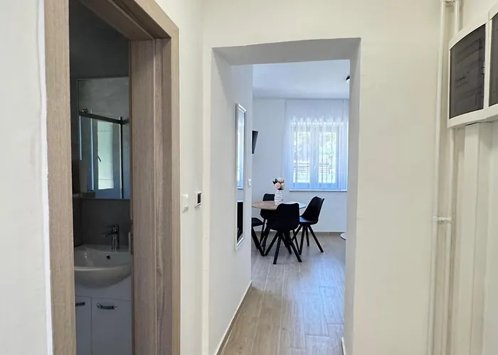 Apartament Flowers Pula, Center *