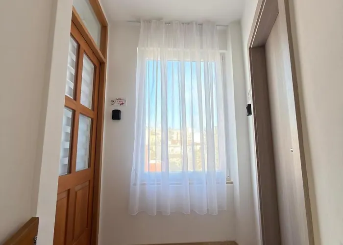 Flowers Pula, Center Apartament Pula